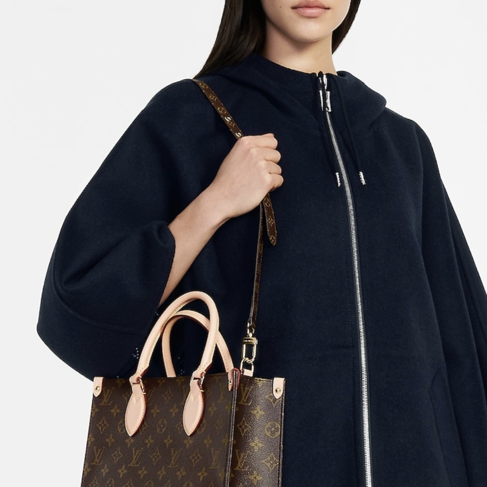 Monogram LV strap only